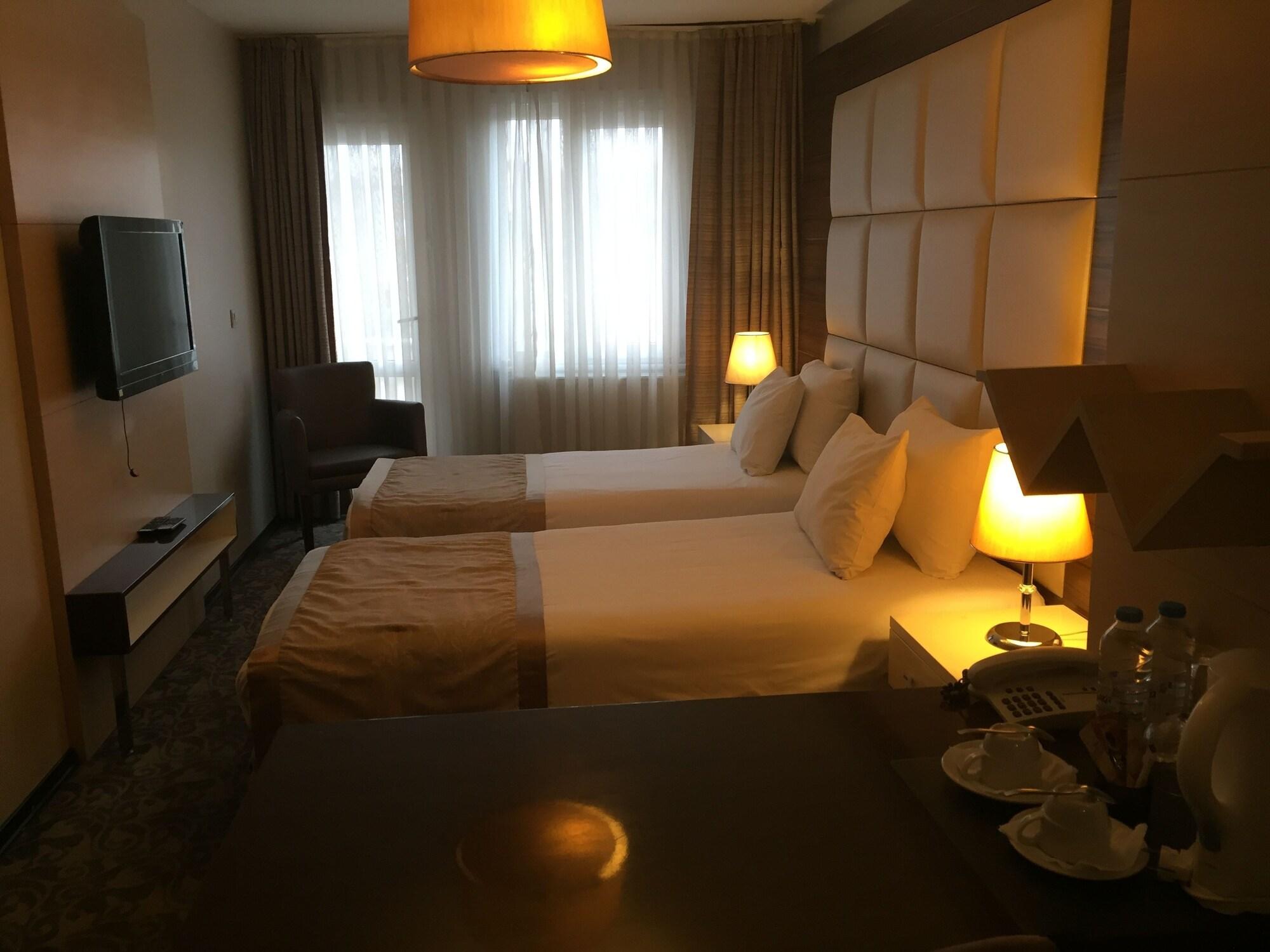 Derpa Hotel Istanbul Eksteriør billede