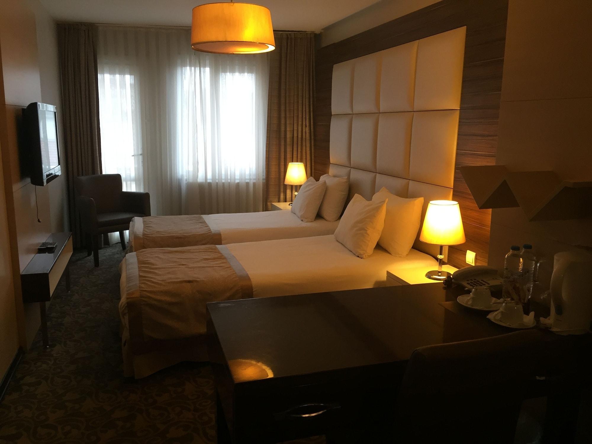 Derpa Hotel Istanbul Eksteriør billede