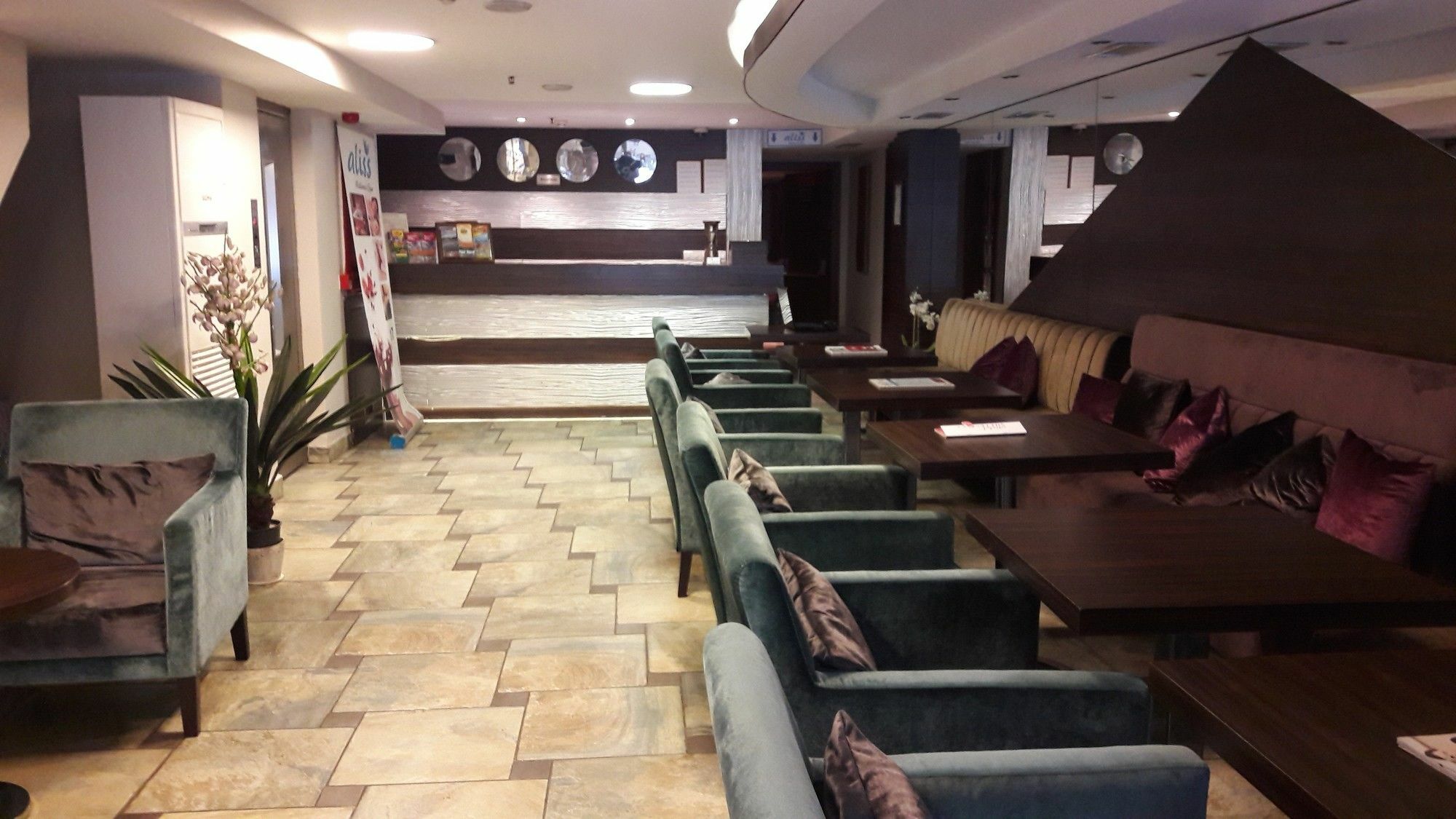 Derpa Hotel Istanbul Eksteriør billede